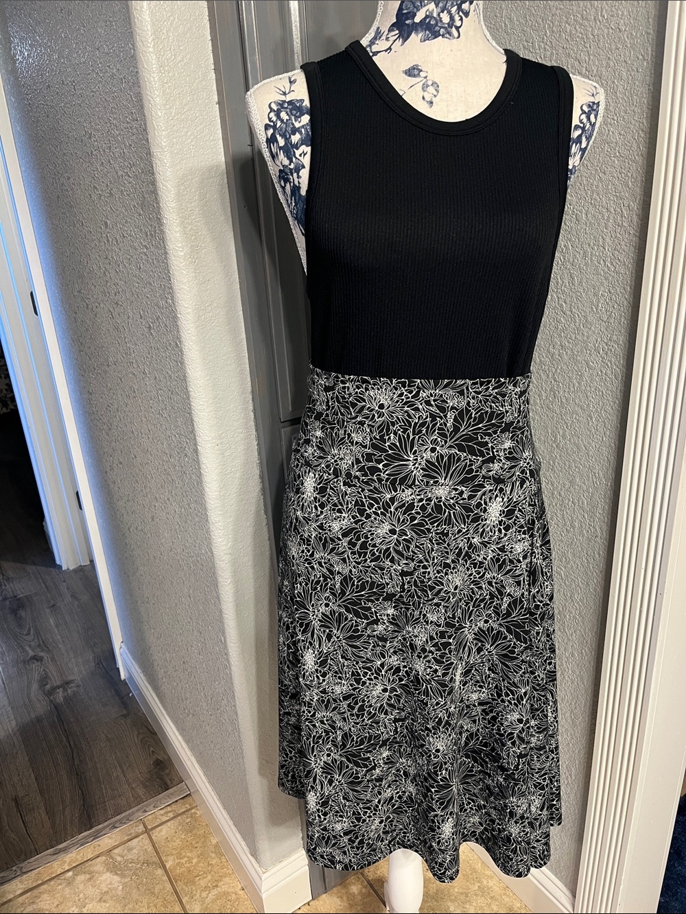 LuLaRoe Black and White Floral Top